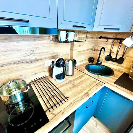 New Stylish Center * Narva