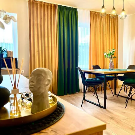Apartment New Stylish Center Narva