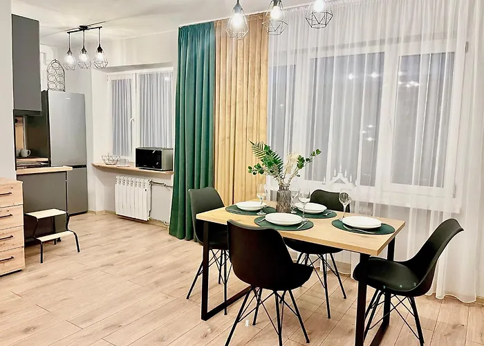 New Stylish Center شقة